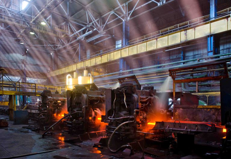 تأمین تجهیزات خطوط تولید و تأسیسات جانبی کارخانه فولاد